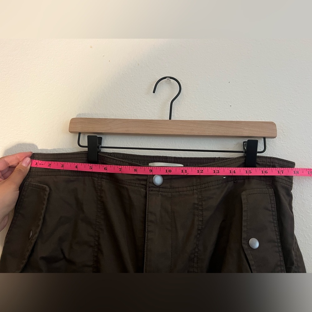 Abercrombie & Fitch Cargo Pants - Picture 5 of 5